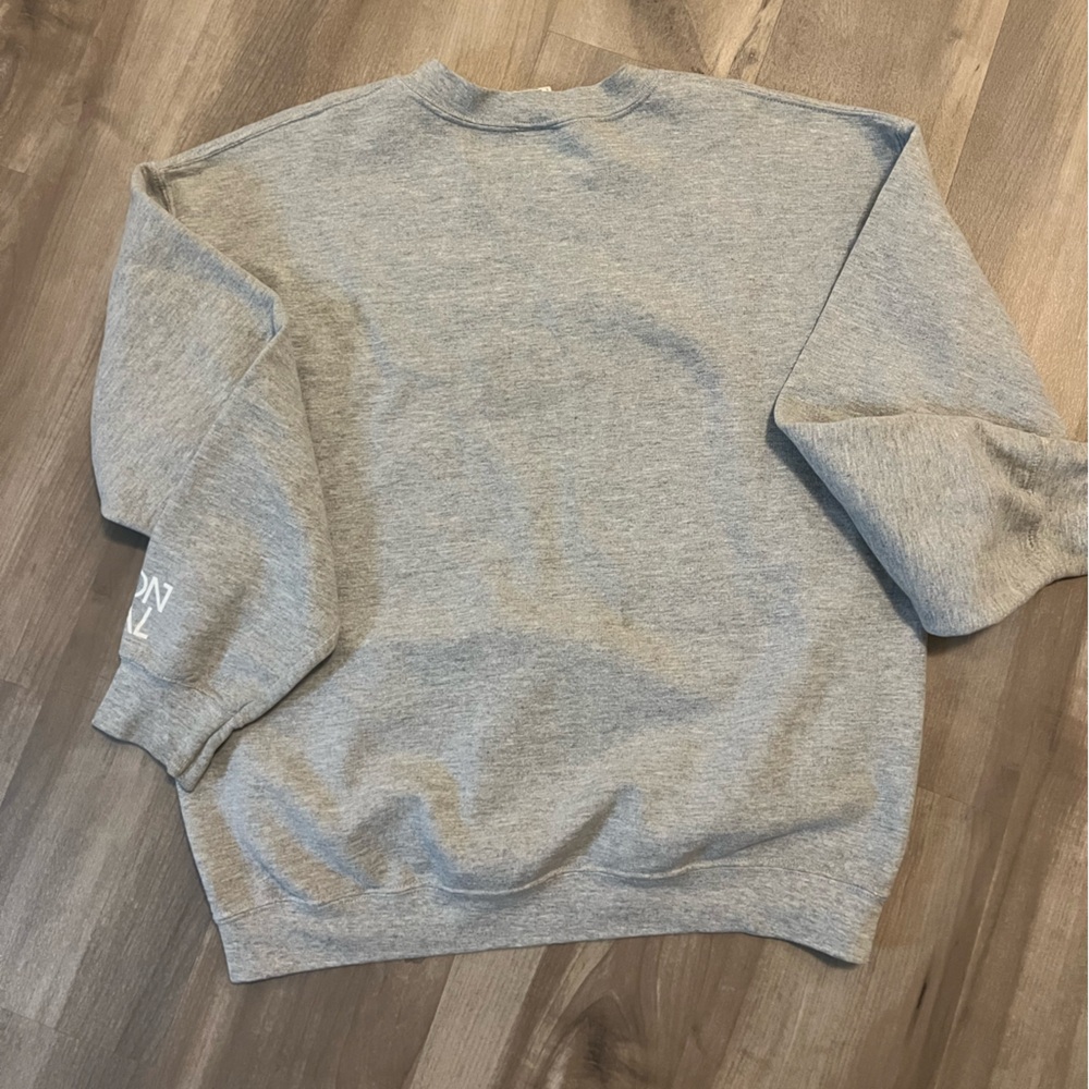 Epyon Royal Sweatshirt with Fox Graphic - Picture 4 of 4